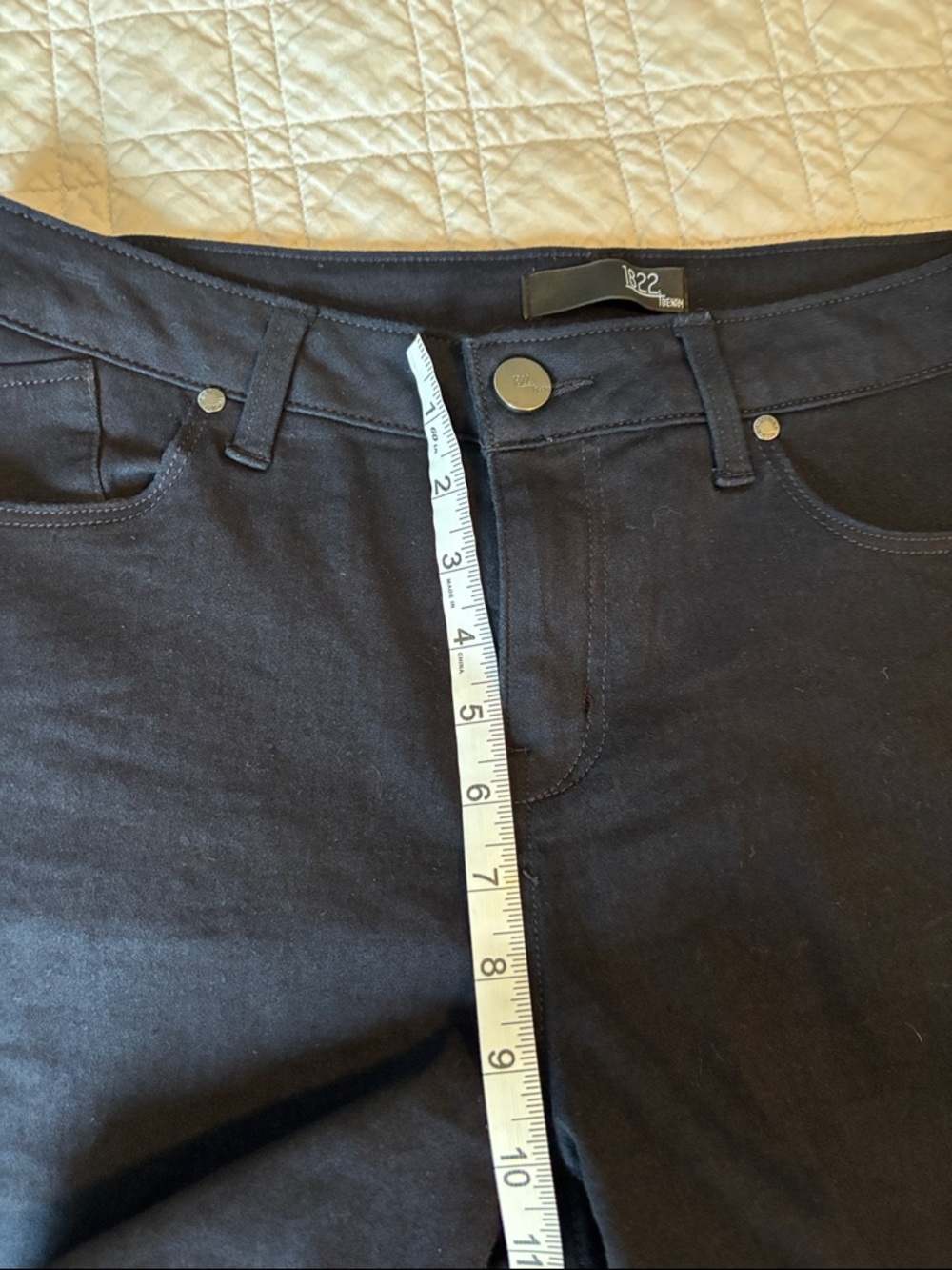 NWOT Classic super Dark Blue Women's by Jeans Shorts - Picture 3 of 4